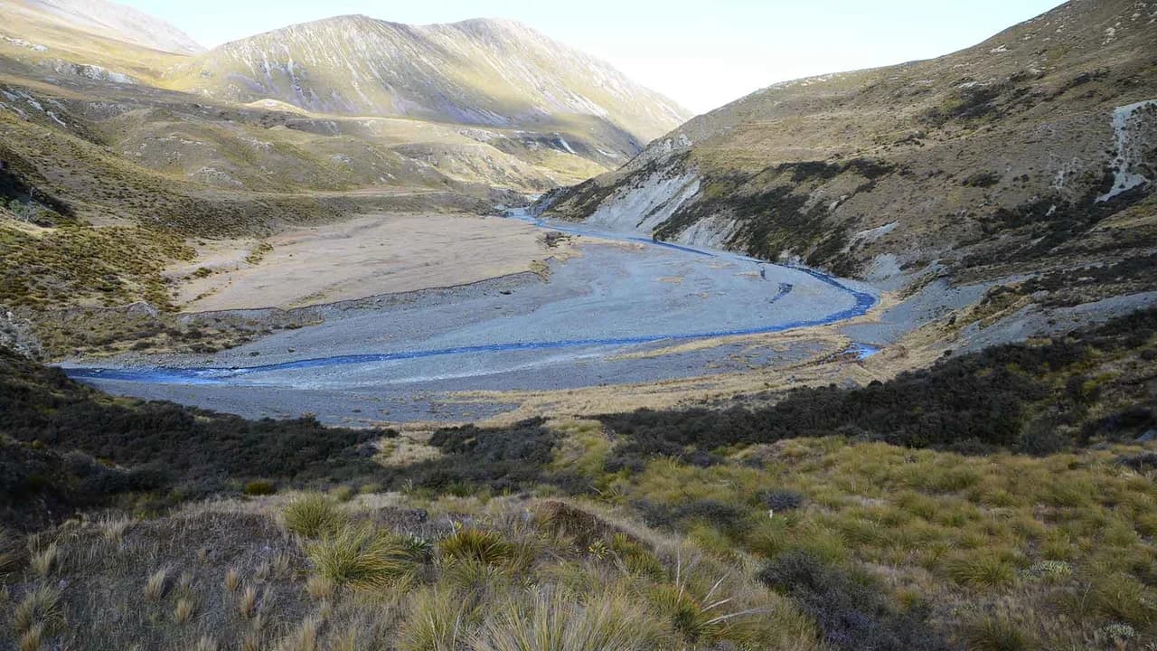 View along the Potts River Valley: Potts River Valley landscape, not a verified Mystery Lake section.
