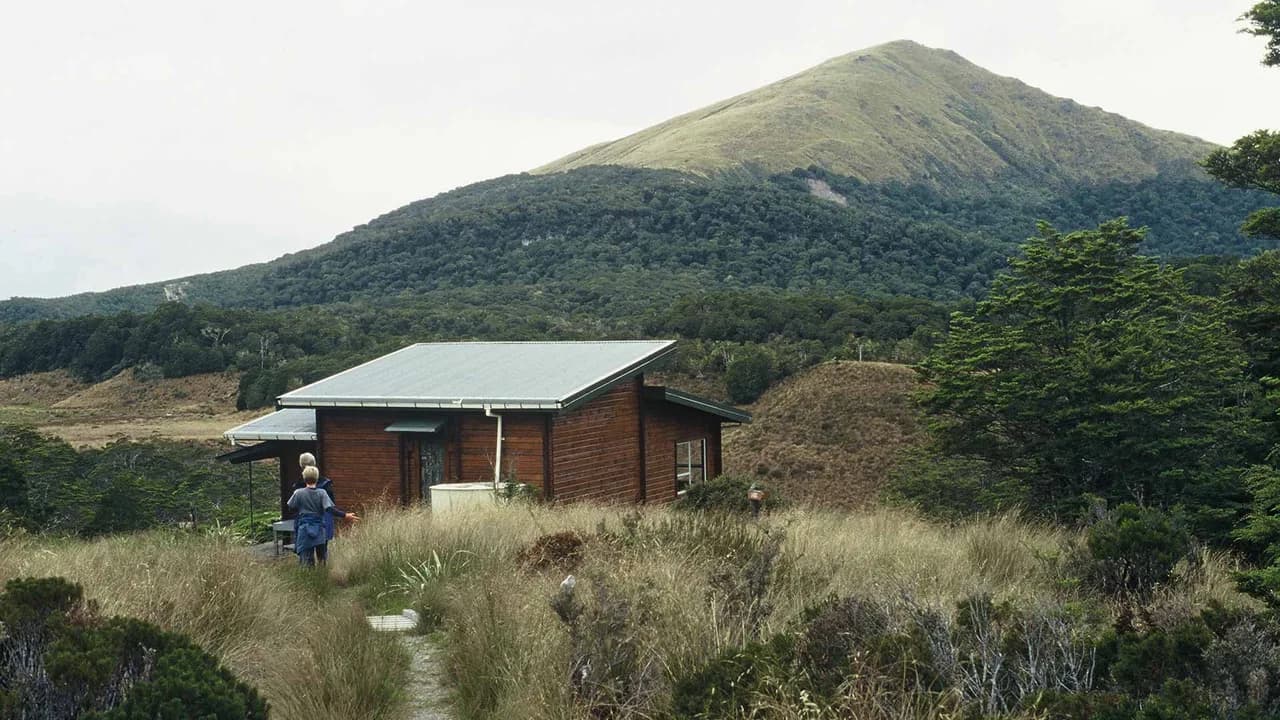 Salisbury Lodge in the Mount Arthur tablelands: Salisbury Lodge in the Mount Arthur tablelands.