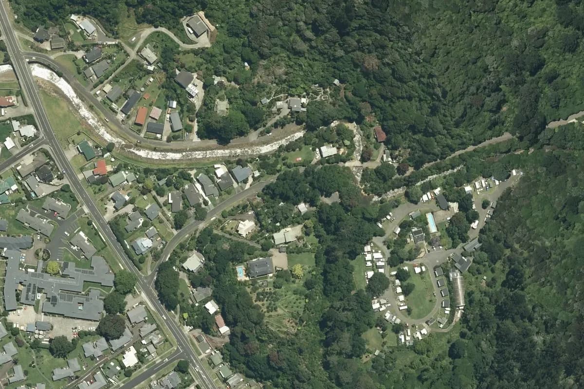 Aerial view of Dickson Holiday Park and its immediate surroundings, from the 2025 LINZ imagery survey.